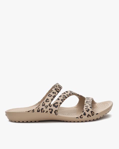 ajio crocs