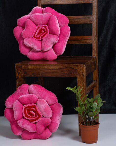 flower shaped cushions