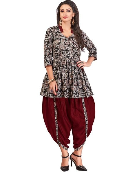 Buy Red Georgette Print Sequins Straight Fit Diamond Pattern Kurta Set For  Women by Bairaas Online at Aza Fashions.