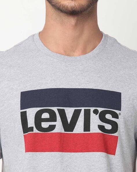grey levis tshirt