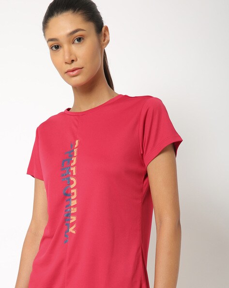 Typographic Print Quickdry Crew-Neck T-shirt
