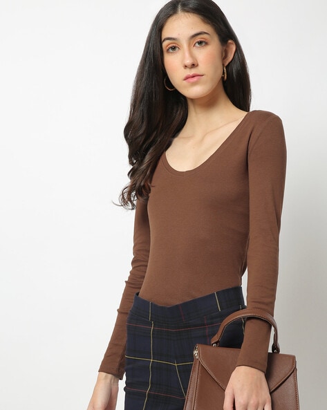 V-Neck Long-Sleeved Slim Fit Versatile T-Shirt,V Neck Long Sleeve Shirt,Long  Sleeve V Neck Tee Shirts for Women (Brown,XL) : : Clothing, Shoes  & Accessories