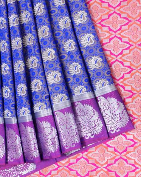 Mangalagiri Handloom Silk Saree Dark Purple Color Silver Zari Checks with  Kanchi Border, running pallu and blouse - IndieHaat – Indiehaat.com