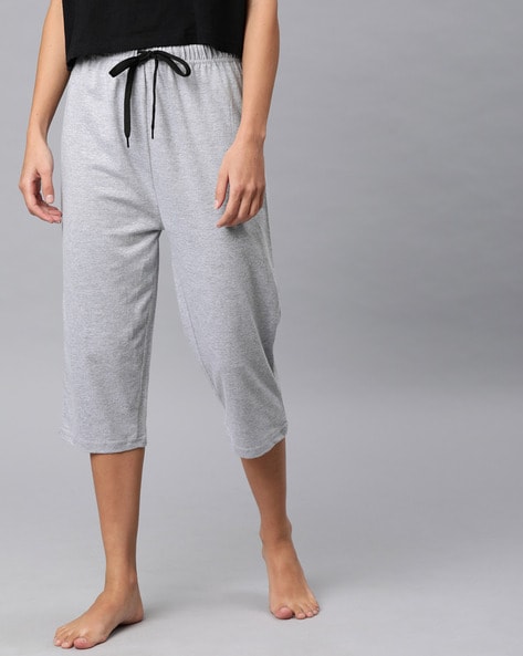 Mid Rise Capris with Elasticated Waistband