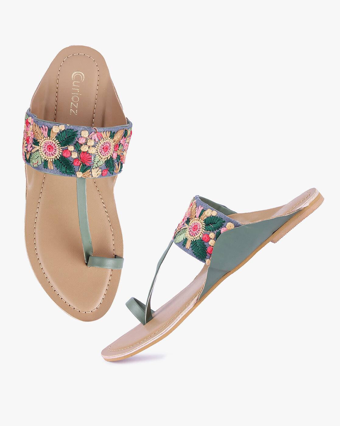 flat sandals