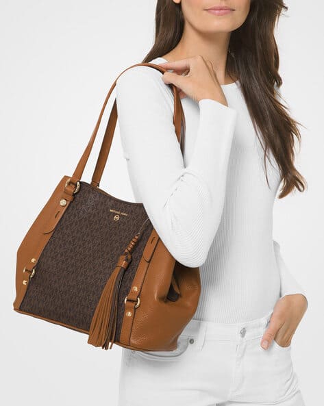 Buy Michael Kors Carrie Printed Tote Bag | Brown Color Women | AJIO LUXE