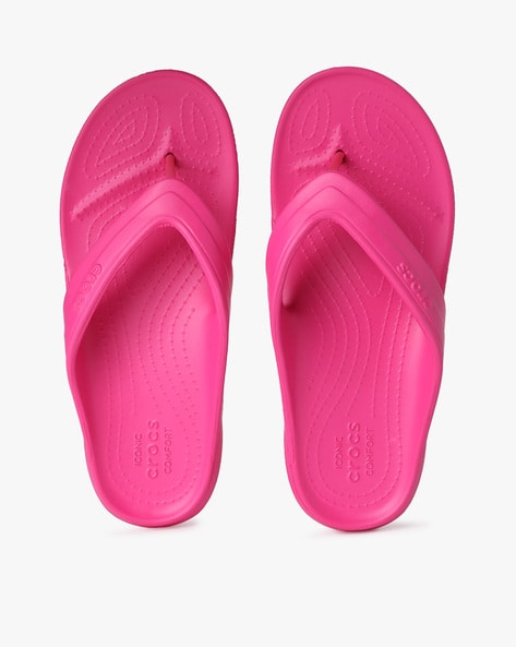 crocs girls slippers