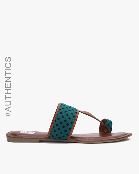 toe ring chappal