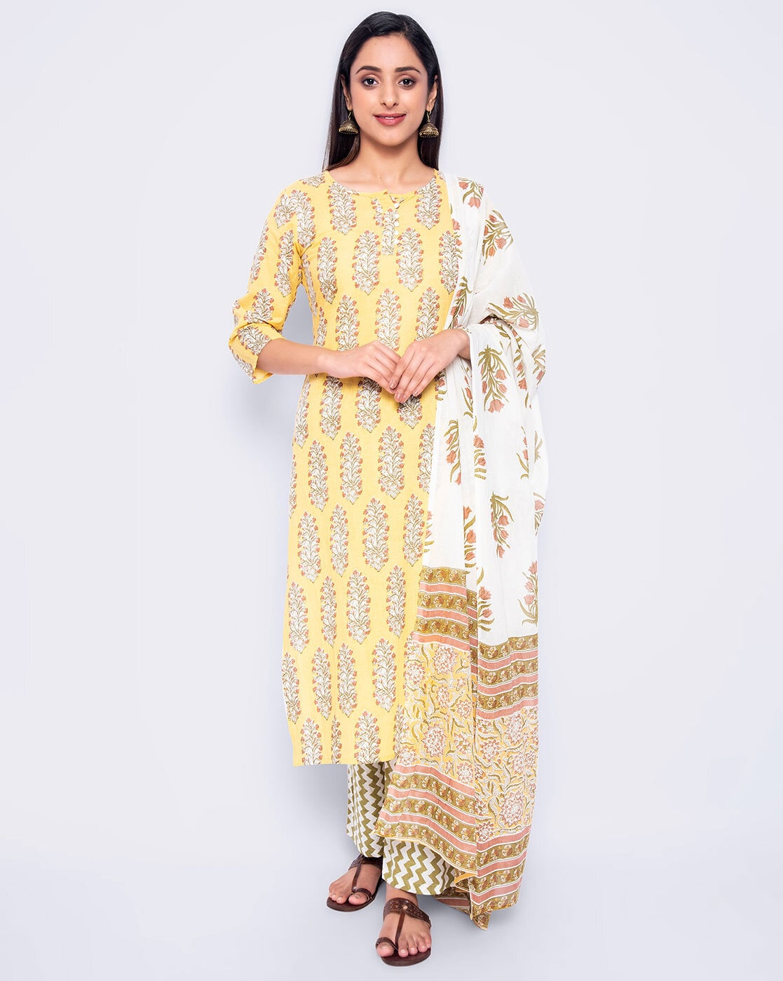 tasvika kurta set