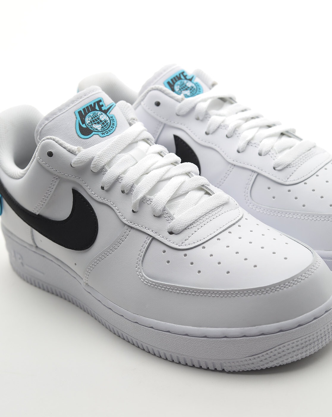 Low Top Air Force Ones.