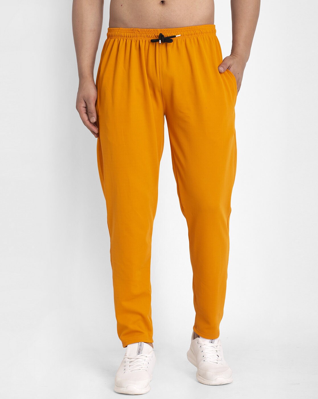 jainish track pants