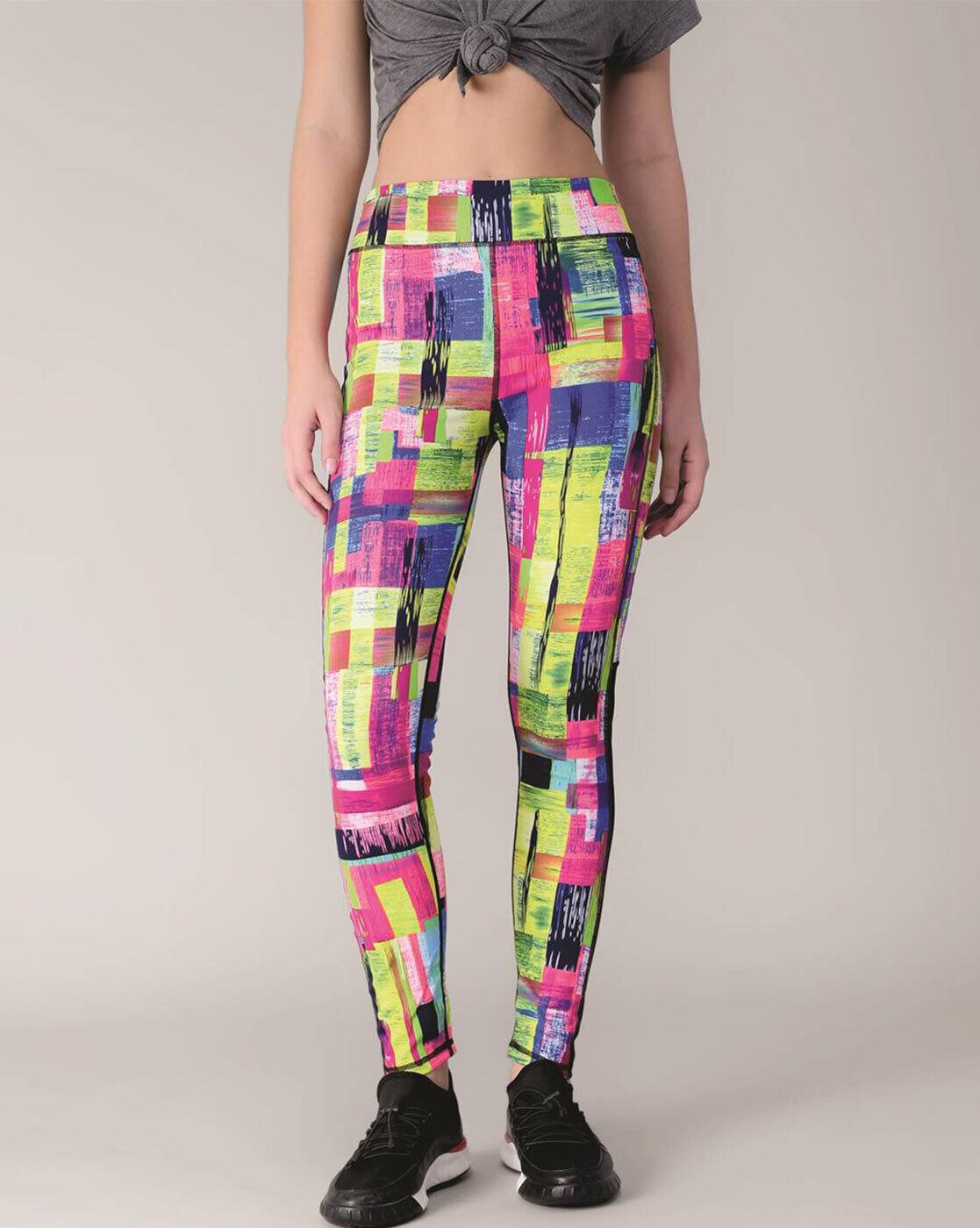 multicoloured tights