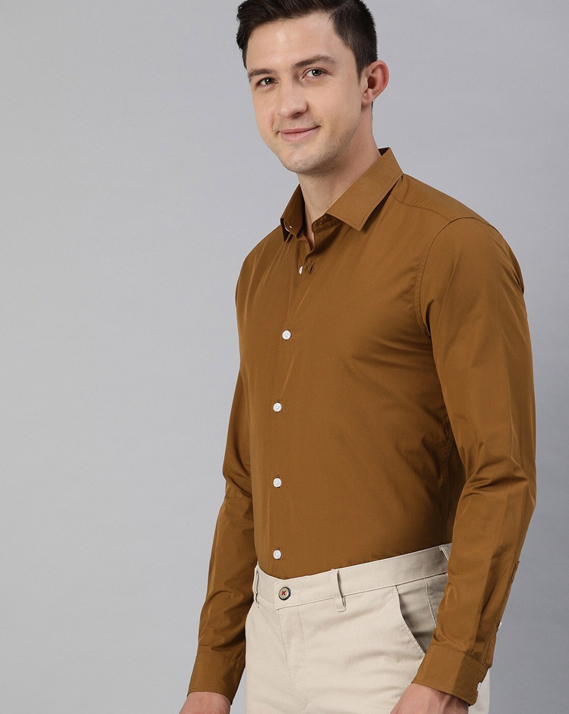 brown shirts
