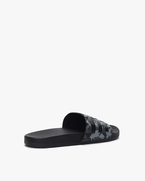 Camo on sale adidas slides