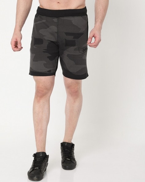 Slim camo hot sale shorts