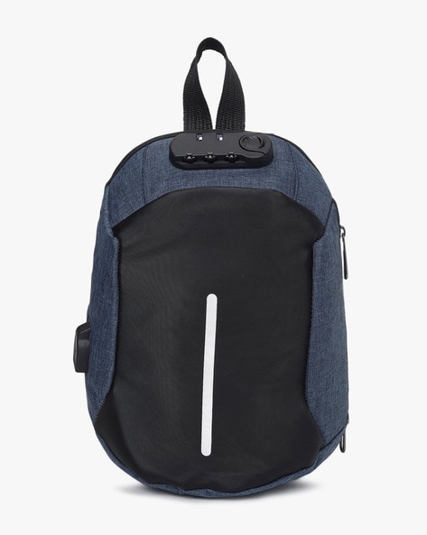 Single strap laptop outlet backpack