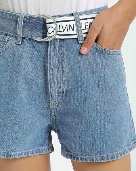 Mode Jeansshorts Kurze Hosen 31 \/ M-L Calvin Klein Jeans High Rise Denim Shorts in Bleached Blue Gr 