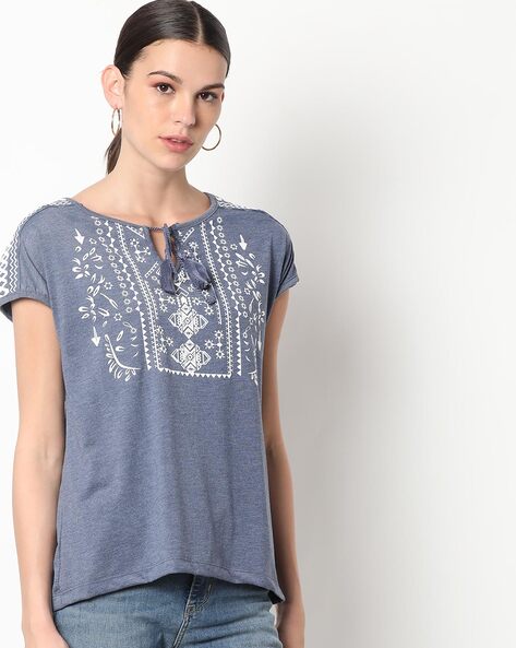Printed Crew-Neck T-shirt with Tie-Up