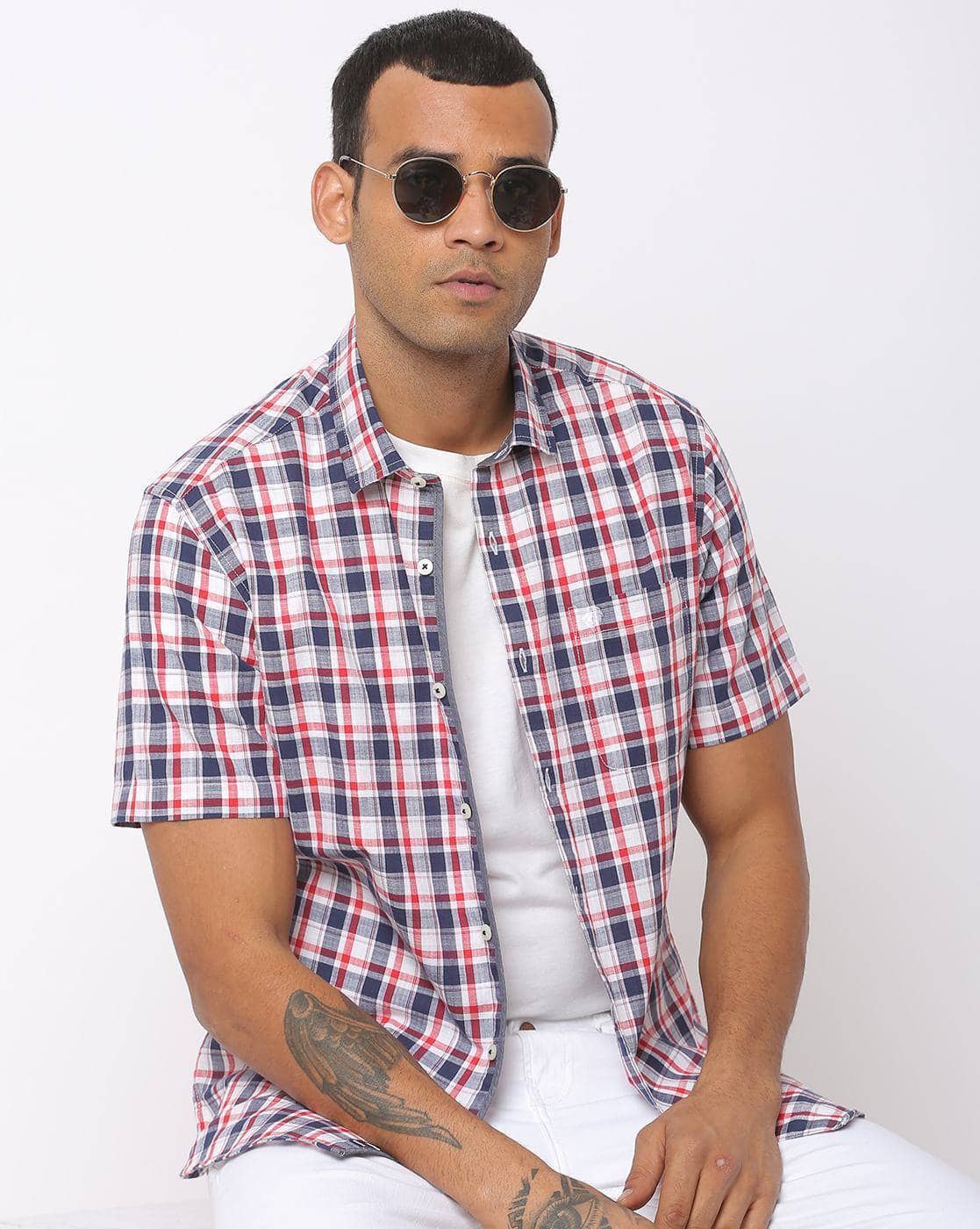 Buy Red Shirts for Men by NETPLAY 