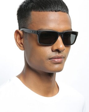 Buy Black Sunglasses for Men by Oakley Online 