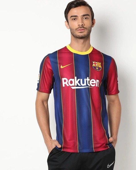 Nike top barcelona marketing