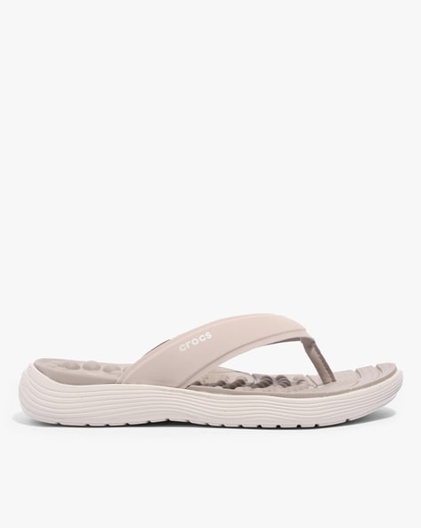 crocs chappals ladies