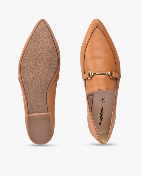 pointy toe loafers