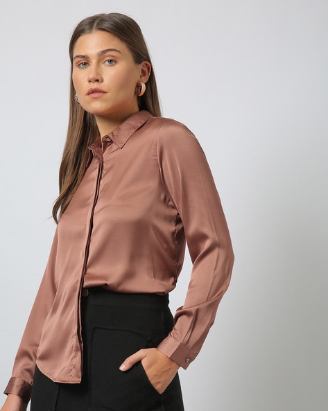 Women Spread Collar Shirt