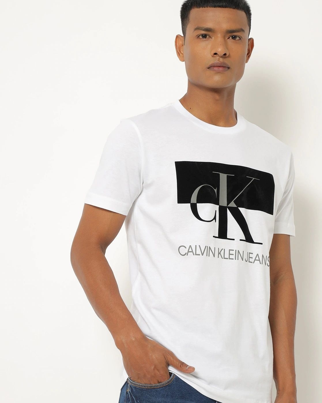 Buy White Tshirts for Men by Calvin Klein Jeans Online