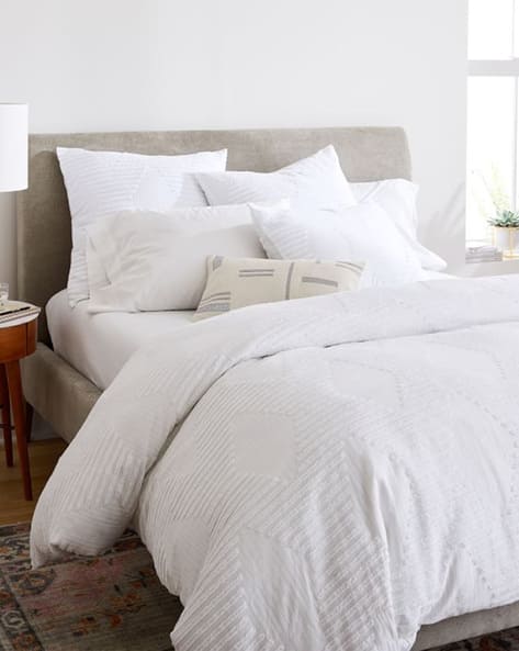 Buy West Elm Organic Cotton Clipped Jacquard Diamond Queen-Size