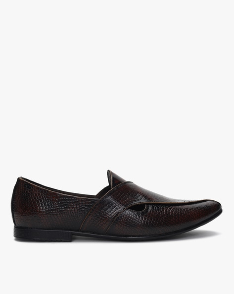 Reptilian Texture Slip-On Sandals