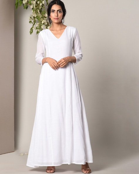 Aggregate 169+ white long dress online india - jtcvietnam.edu.vn