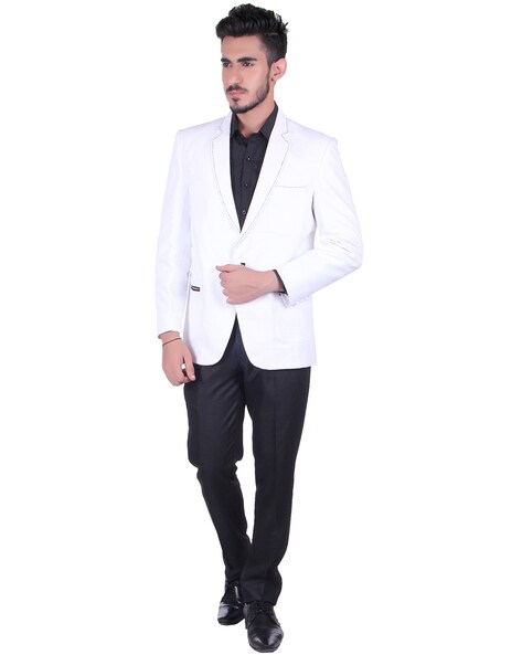 T shirt with white on sale blazer