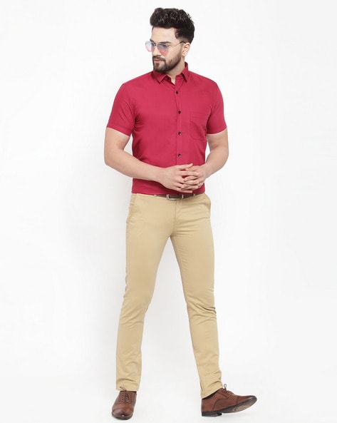 Which shirt matches with cream colour pants? - Quora