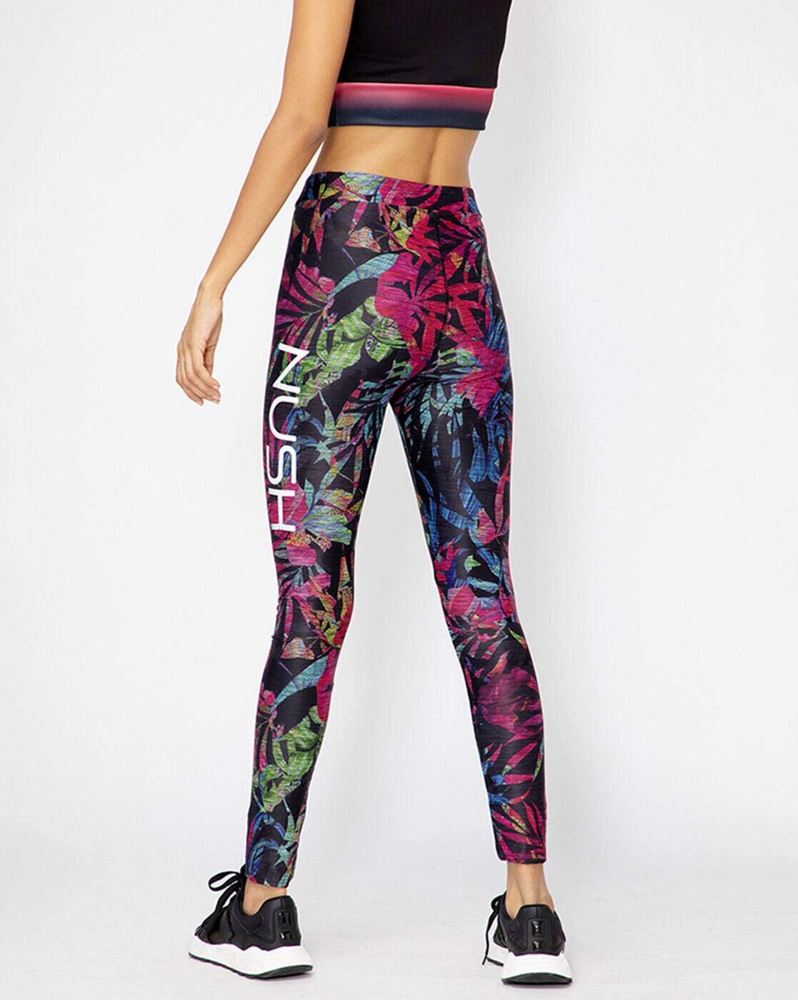 multicoloured tights