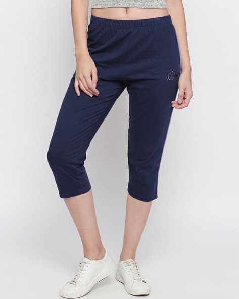 slim fit capris