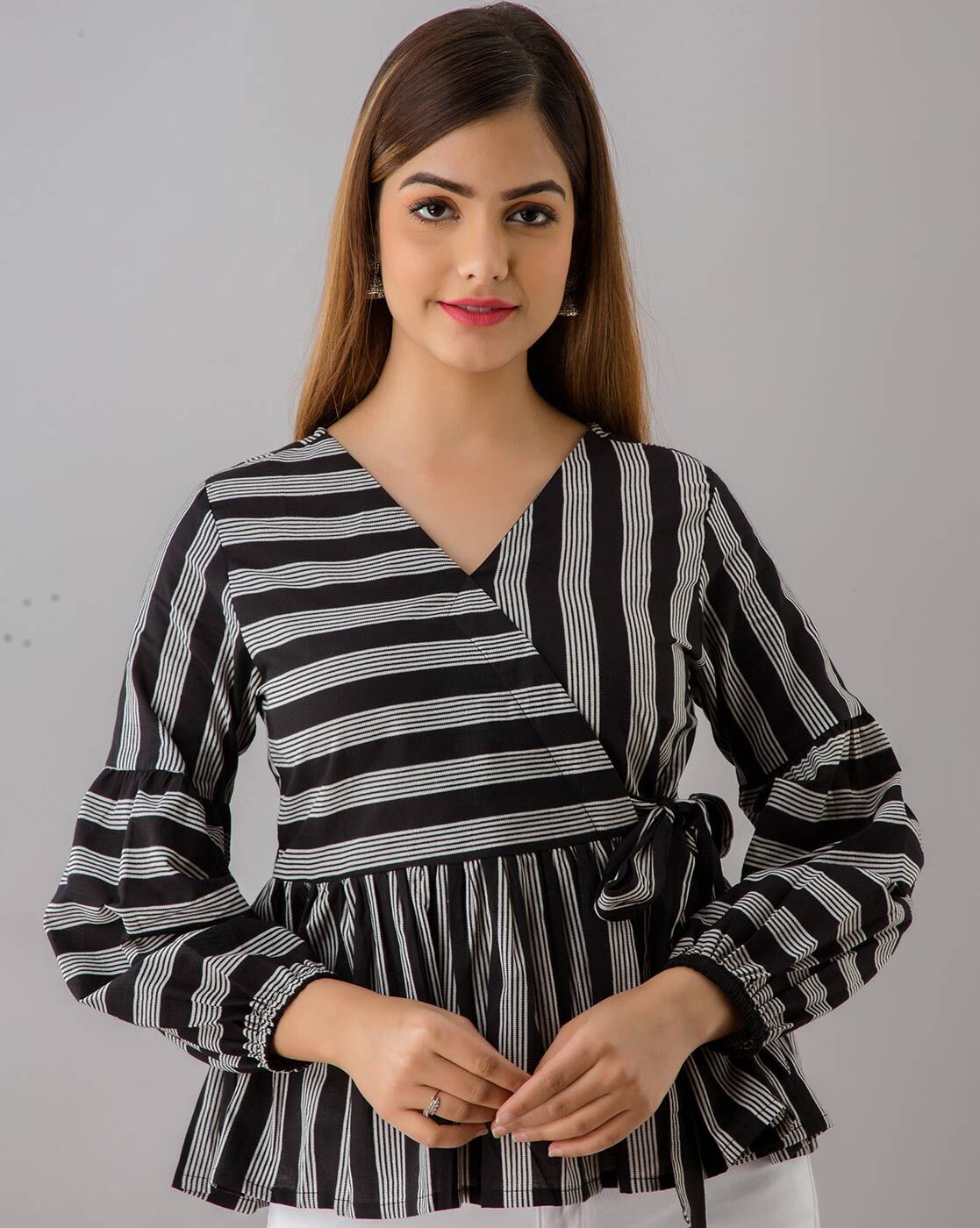 Cotton 3/4 Sleeve Ladies Party Wear Crop Top And Pant, Printed, Black at Rs  1395/piece in Jaipur