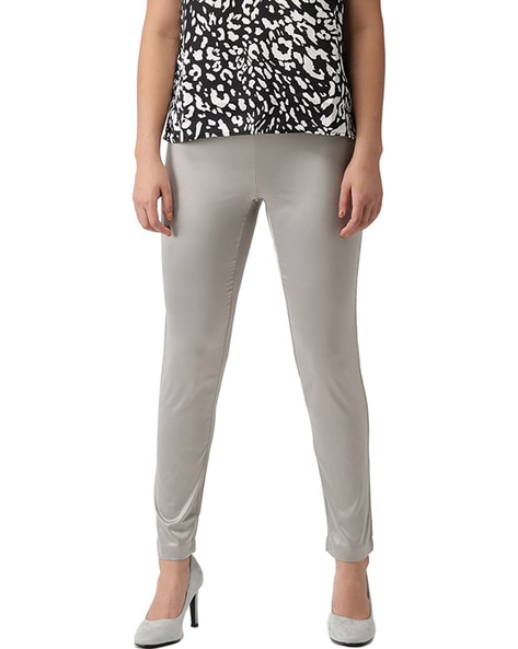 Mid-Rise Tapered Fit Pant Price in India