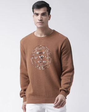 Men's graphic crew sales neck sweaters