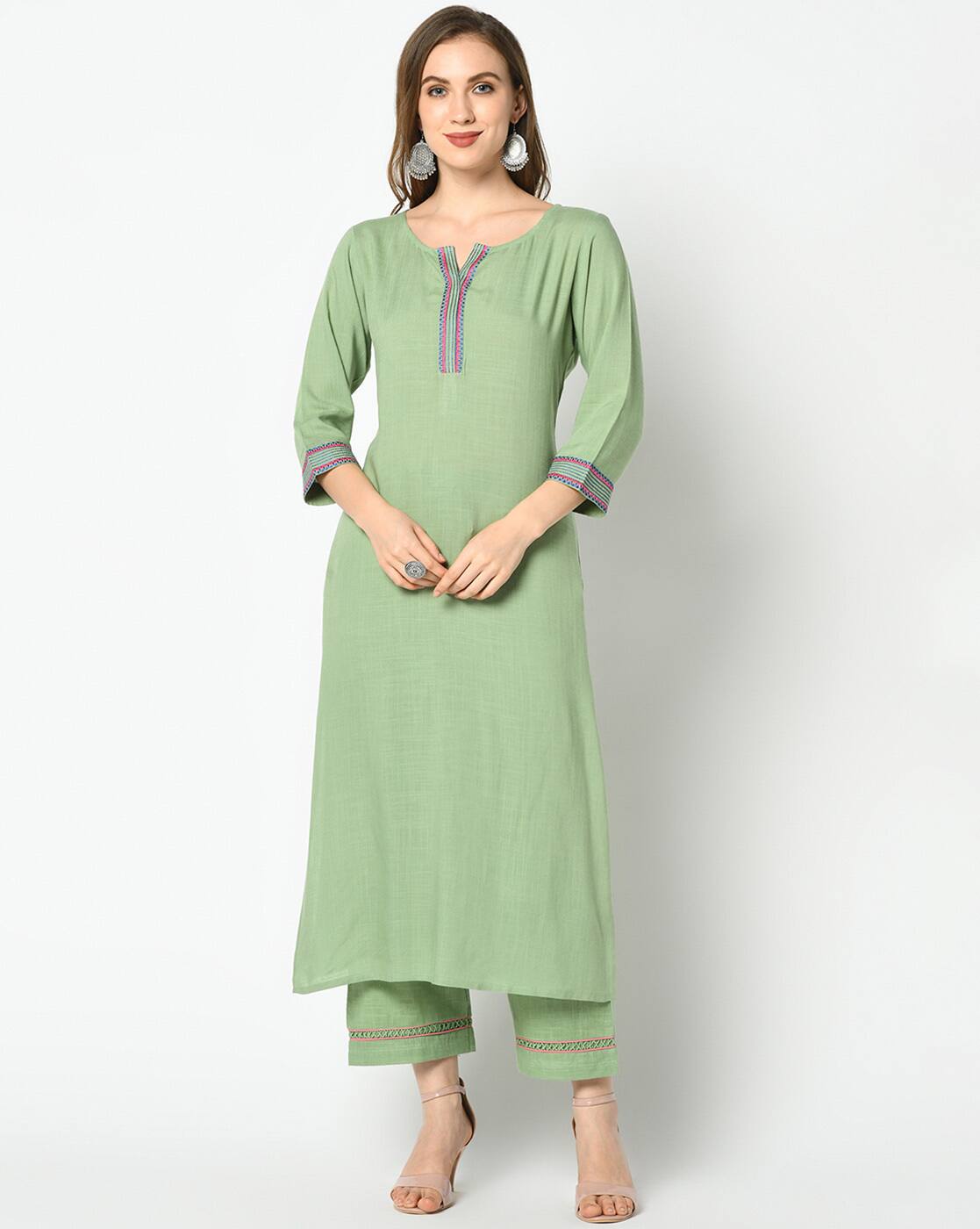 azira kurti