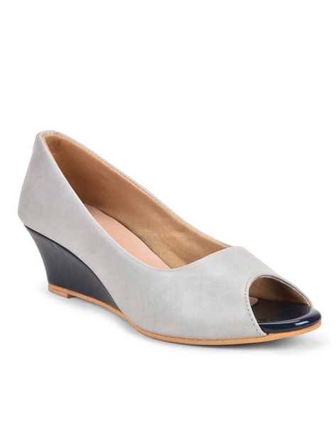 Grey peep 2025 toe wedges