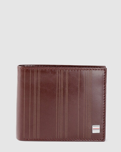 Tommy hilfiger wallet deals brown