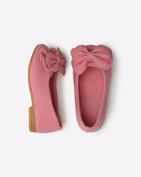 Shoes with Bow Accent