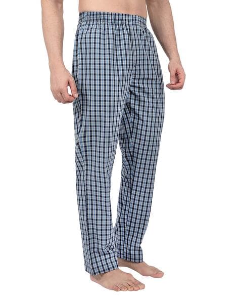 Mens pyjamas best sale near me