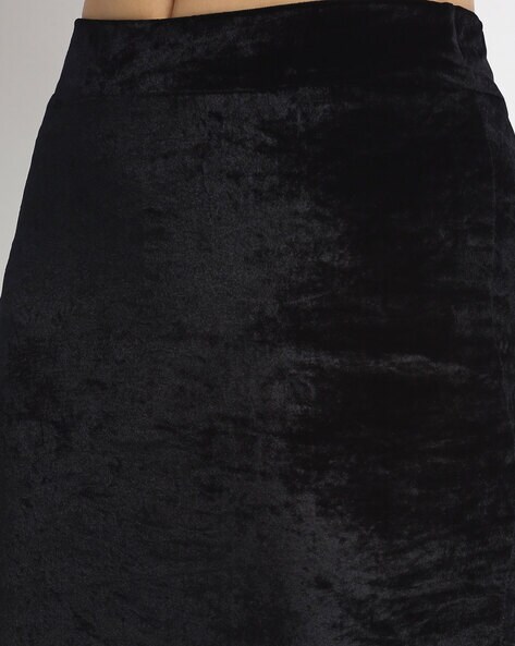 Buy Black Skirts for Women by NEUDIS Online