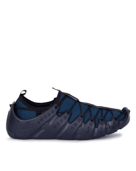 Panelled sports shoes Clearance