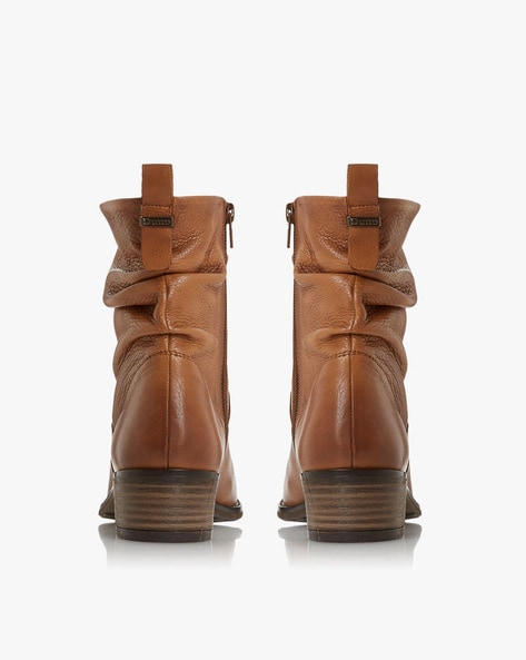 dune pagers tan boots