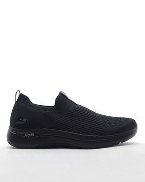 skechers shoes all black