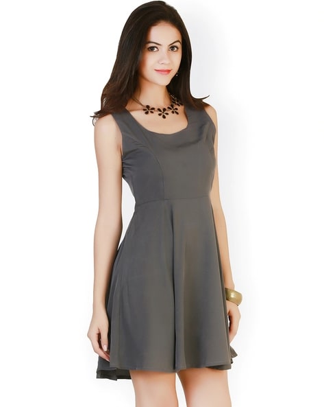 Scoop neck shop sleeveless dress