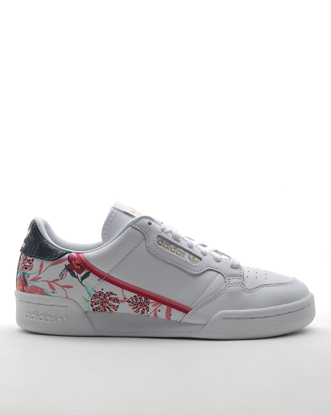 Adidas flower hotsell logo shoes